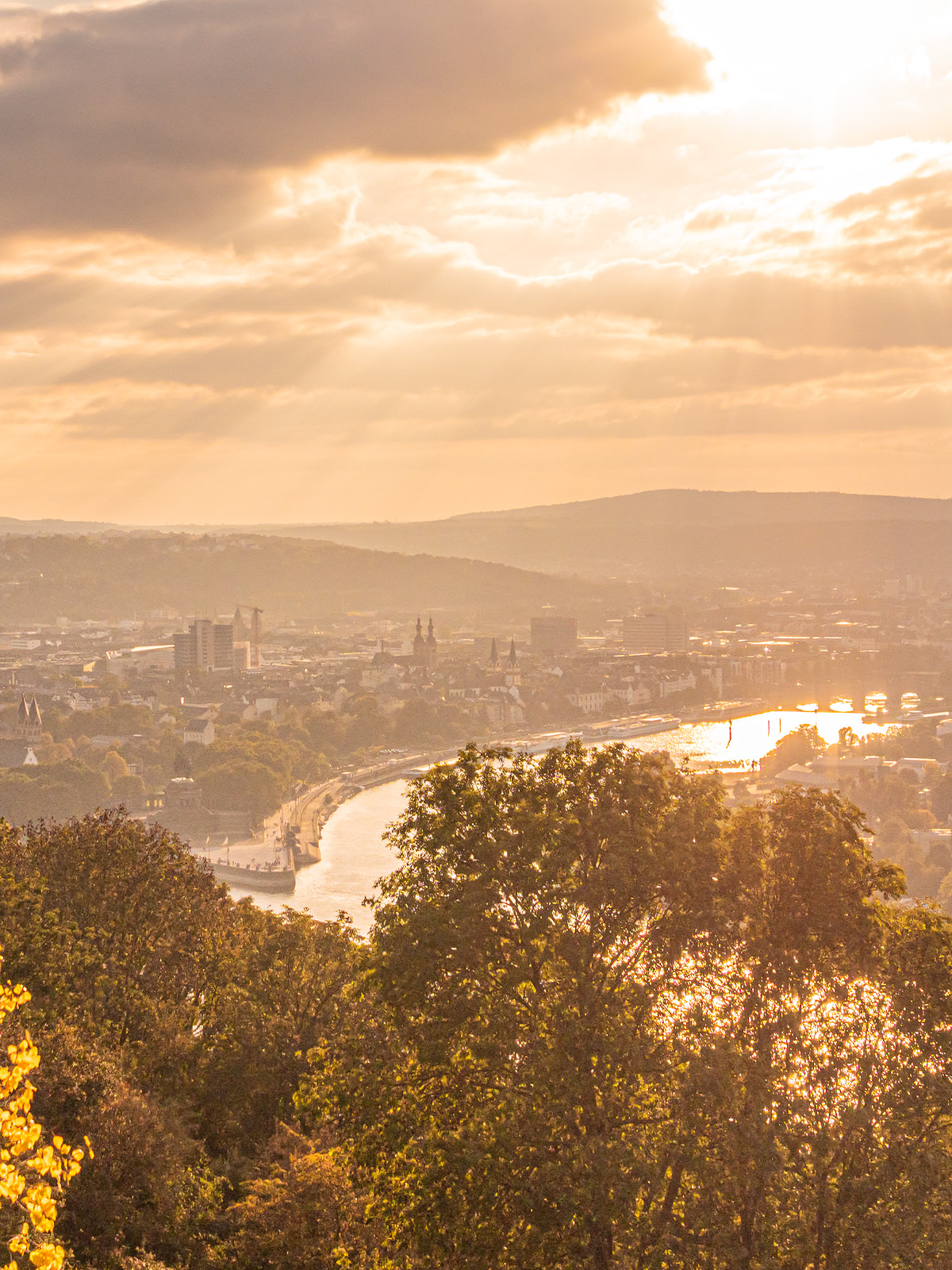 The confluence of the Mosel at the Deutsches Eck in the evening light, viewed from Ehrenbreitstein Fortress.